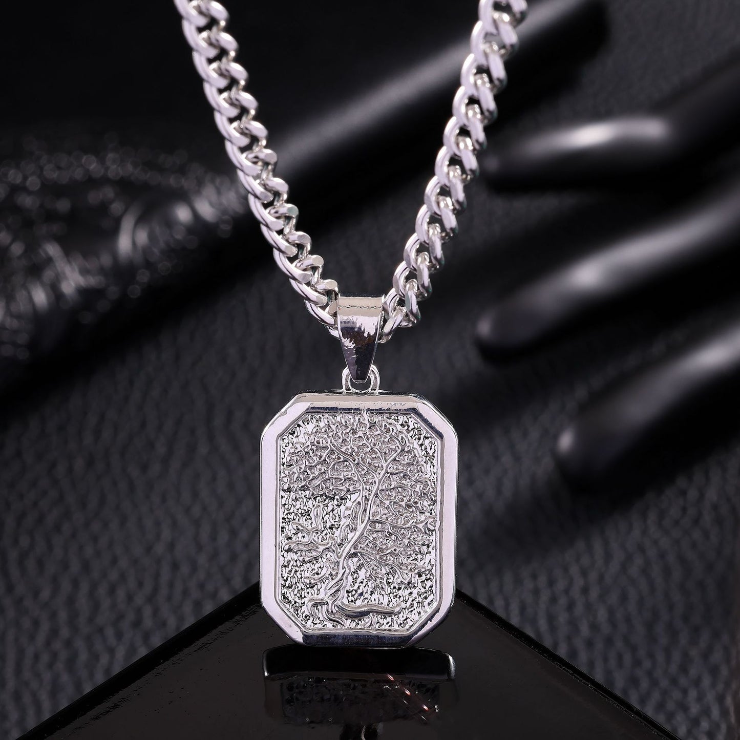 Artistic Retro Tree Of Life Relief Hip Hop Necklace