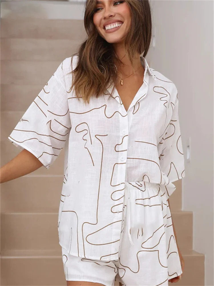 New Loose Casual And Comfortable Women's Short-sleeved Shorts Shirt Two-piece Set Delivery 7-12 days